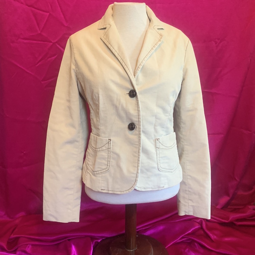Cream corduroy GAP stretch jacket with buttons size 4  like new